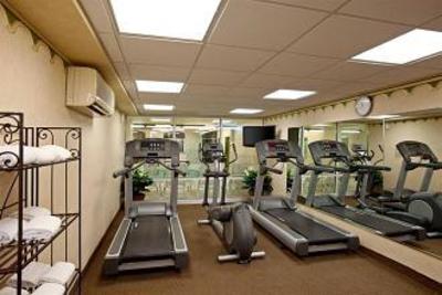 фото отеля Country Inn & Suites Asheville I-240-Tunnel Rd