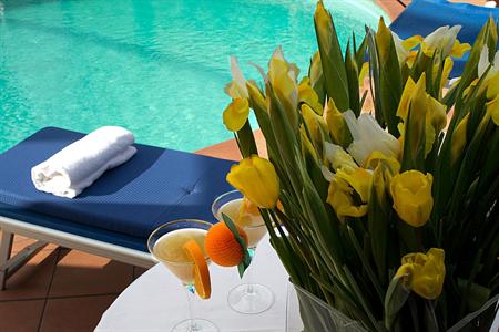 фото отеля Albornoz Palace Hotel