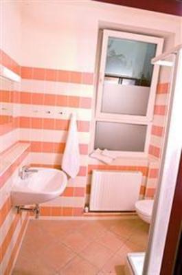 фото отеля JUFA Hostel Salzburg