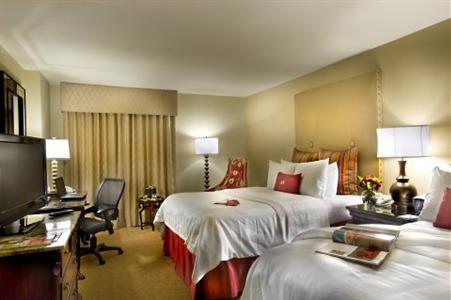 фото отеля Crowne Plaza Hotel Astor-New Orleans