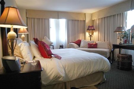 фото отеля Crowne Plaza Hotel Astor-New Orleans
