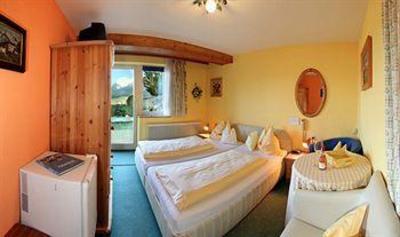фото отеля Hotel Sonnleitn St. Johann in Tirol