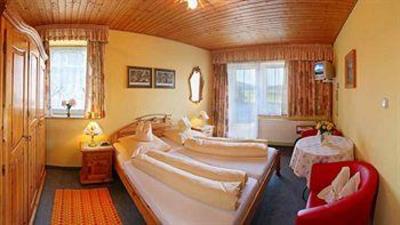 фото отеля Hotel Sonnleitn St. Johann in Tirol