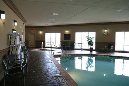фото отеля Hampton Inn & Suites Cleburne