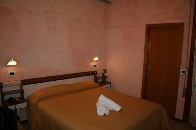 фото отеля Hotel Lalla