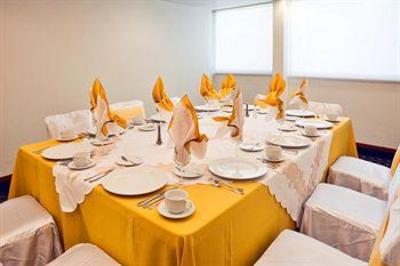 фото отеля Holiday Inn Coyoacan Mexico City