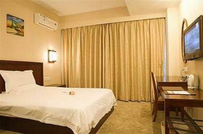 фото отеля Green Tree Inn Chain Zhuhai Jida
