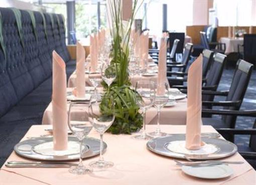 фото отеля Holiday Inn Hannover Airport