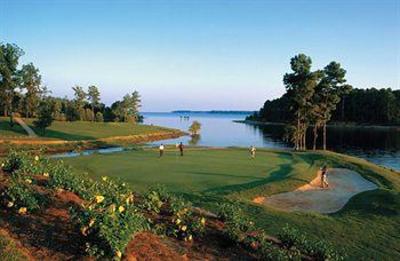 фото отеля Cypress Bend Golf Resort