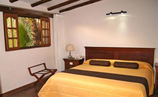фото отеля Suites Colibri