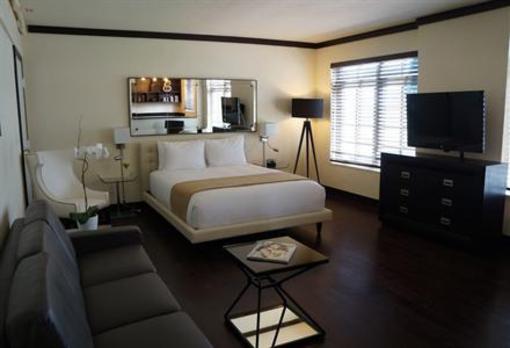 фото отеля Lincoln Arms Suites
