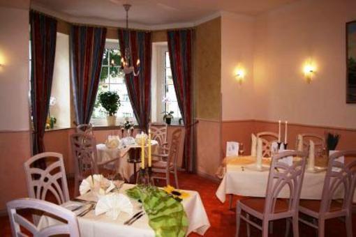 фото отеля Hotel Am Kurpark Bad Lausick