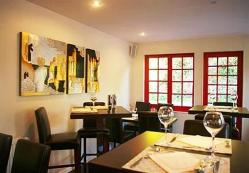 фото отеля Auberge De La Durdent Hericourt-en-Caux