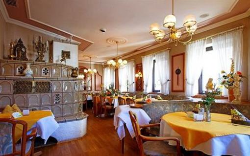 фото отеля Hotel Goldener Hirsch Dossenheim