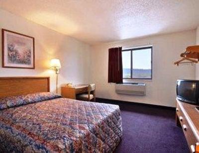 фото отеля Super 8 Norwich