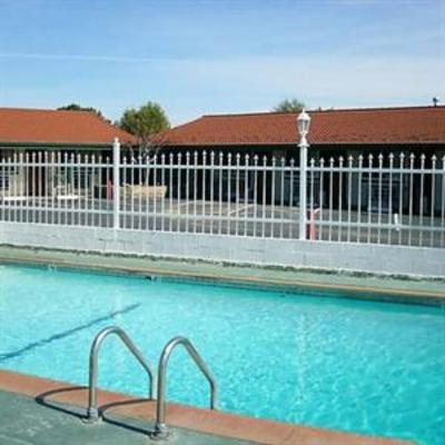 фото отеля Holiday Motel Oakdale (California)