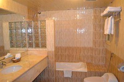 фото отеля Bilqase Throne Hotel