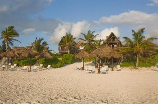фото отеля Zulum Beach Club & Cabanas