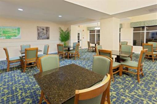 фото отеля Holiday Inn Express Hotel & Suites Salisbury Delmar