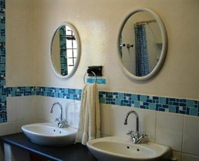 фото отеля Gibela Backpackers
