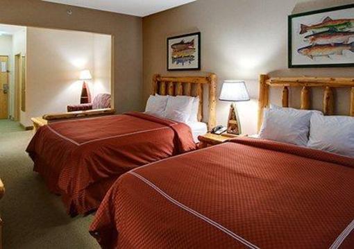фото отеля Comfort Suites Rapid River Lodge