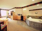 фото отеля Comfort Suites Rapid River Lodge
