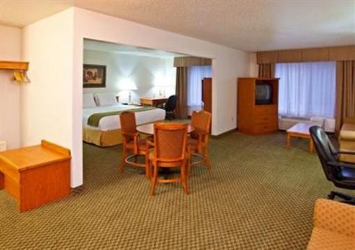 фото отеля Holiday Inn Express Hotel & Suites Logan (West Virginia)