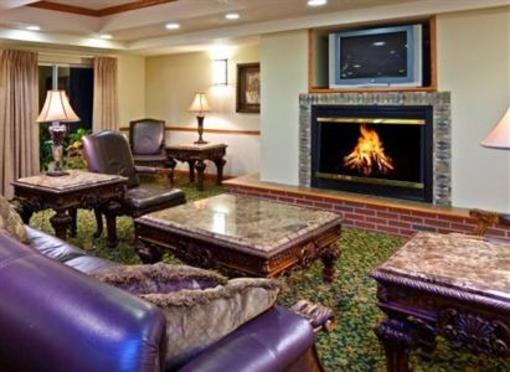фото отеля Holiday Inn Express Hotel & Suites Logan (West Virginia)