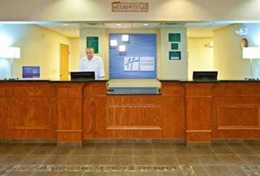 фото отеля Holiday Inn Express Hotel & Suites Logan (West Virginia)
