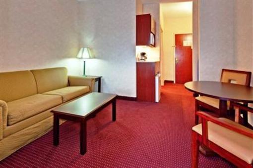 фото отеля Holiday Inn Express Brookville