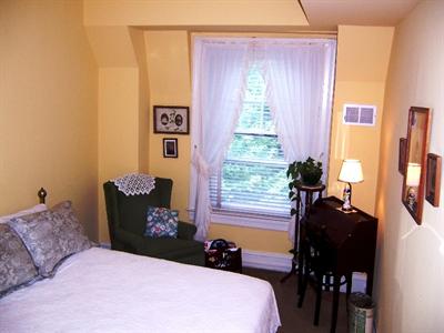 фото отеля Kalorama Guest House Washington D.C.