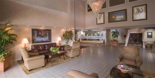 фото отеля GuestHouse International Inn & Suites Pico Rivera