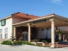 фото отеля GuestHouse International Inn & Suites Pico Rivera