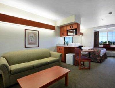 фото отеля Microtel Inn and Suites Tracy