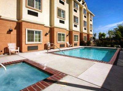 фото отеля Microtel Inn and Suites Tracy