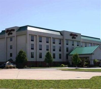 фото отеля Hampton Inn Cleveland Airport-Tiedeman Rd
