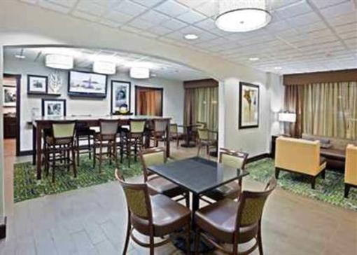 фото отеля Hampton Inn Cleveland Airport-Tiedeman Rd