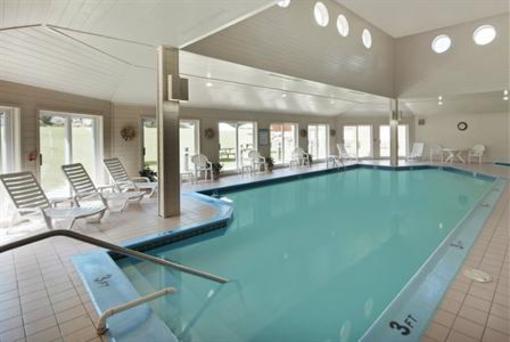 фото отеля BEST WESTERN West Greenwich Inn