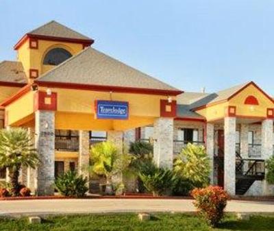 фото отеля Travelodge San Antonio ATT Center I-10 E
