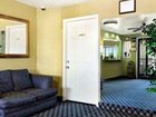 фото отеля Travelodge San Antonio ATT Center I-10 E