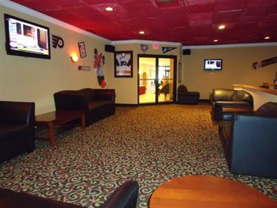 фото отеля Holiday Inn Fort Washington