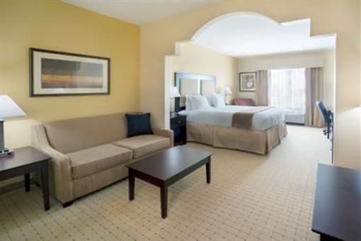 фото отеля Holiday Inn Express & Suites - Georgetown
