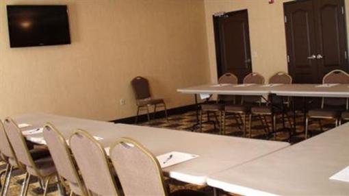 фото отеля Holiday Inn Express & Suites - Georgetown
