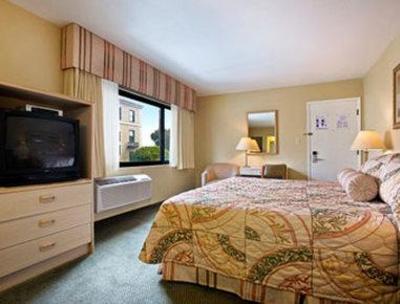 фото отеля San Francisco at The Presidio Travelodge