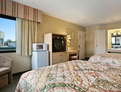 фото отеля San Francisco at The Presidio Travelodge