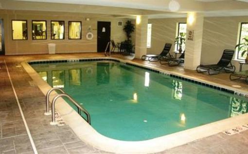 фото отеля Holiday Inn Express Tell City