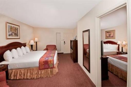 фото отеля Best Western Ingram Park Inn