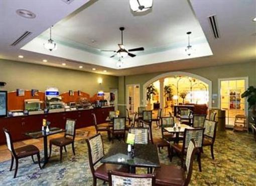 фото отеля Holiday Inn Express Tampa North - Telecom Park
