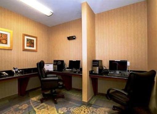 фото отеля Holiday Inn Express Tampa North - Telecom Park