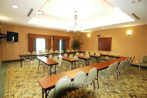 фото отеля Holiday Inn Express Tampa North - Telecom Park